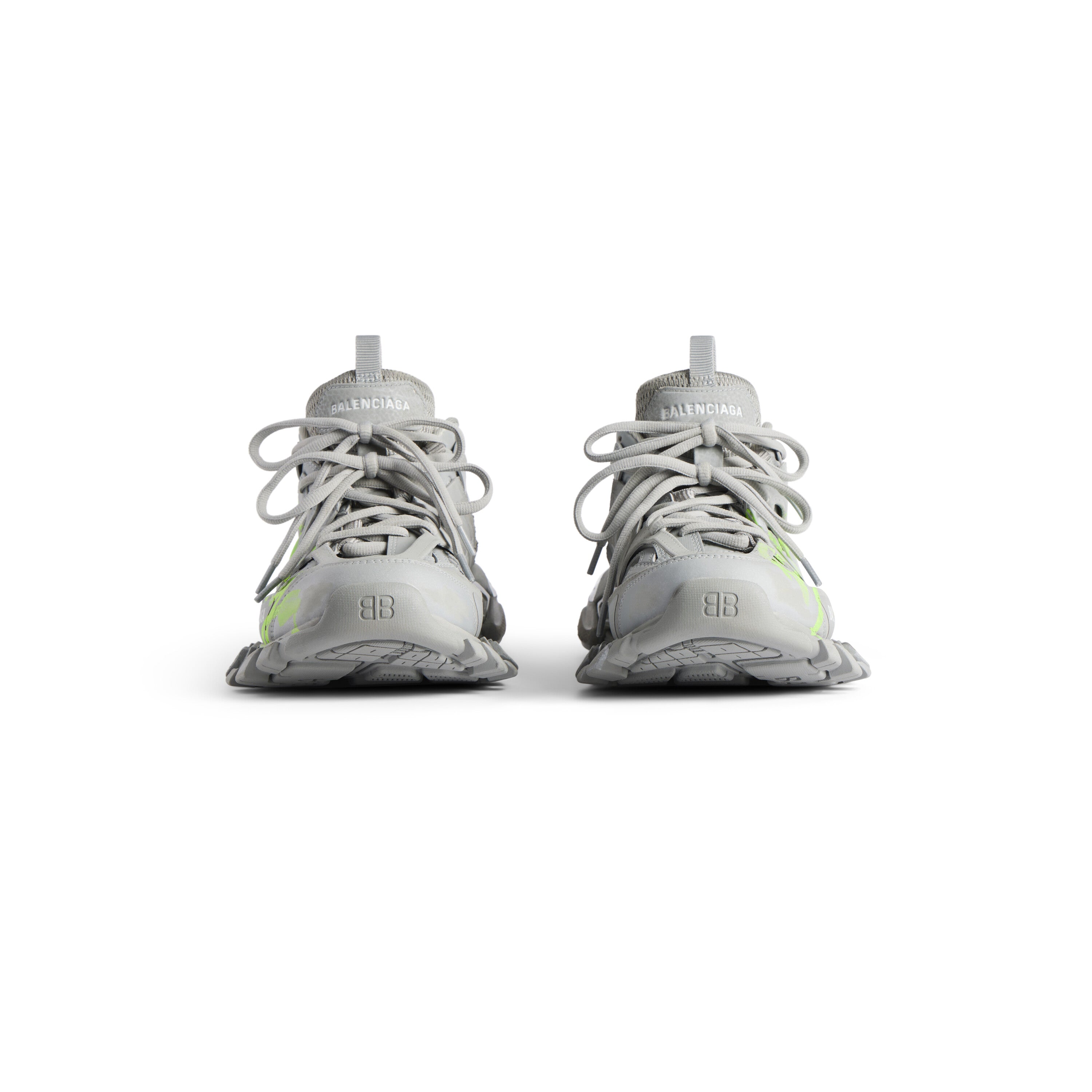 Sneakers Track