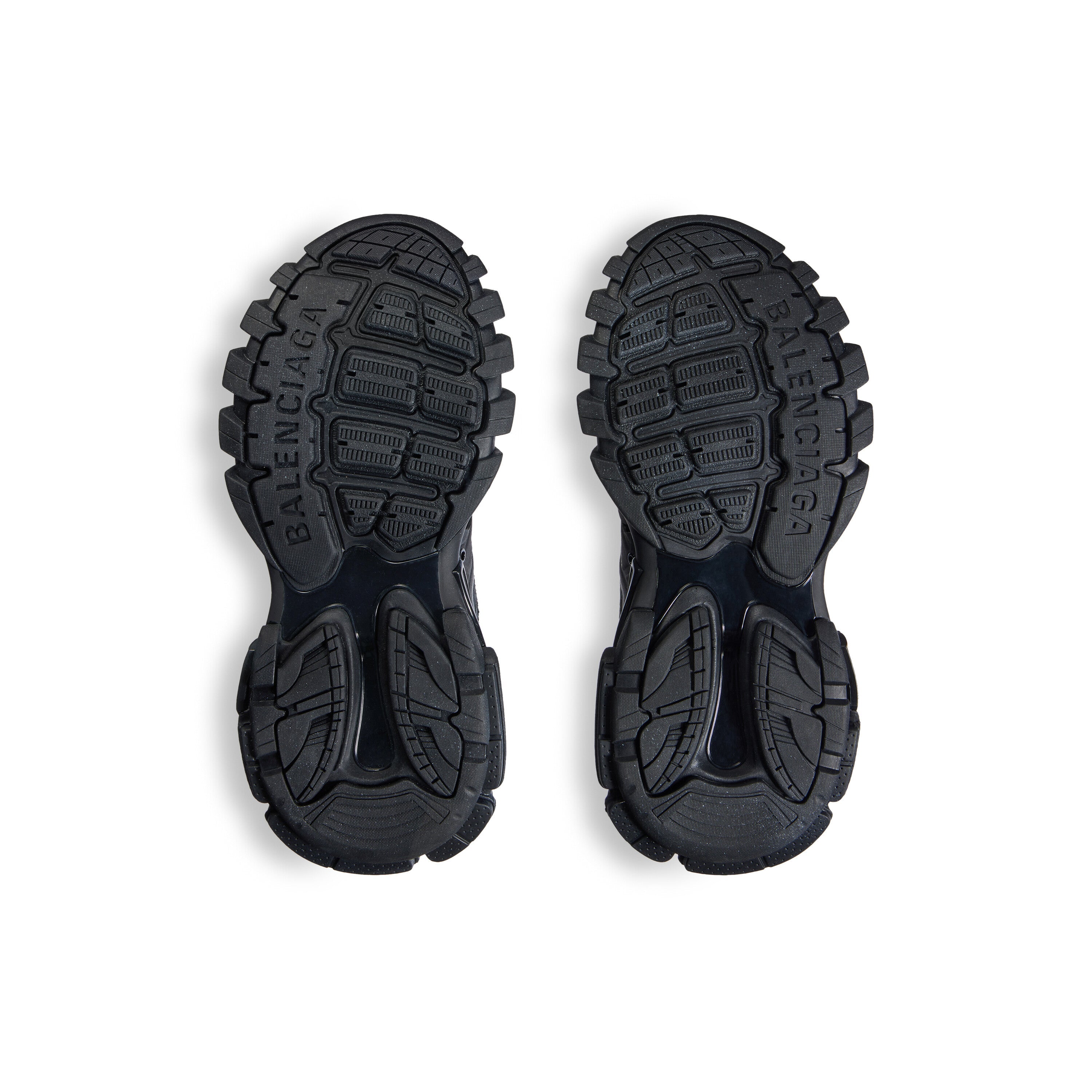 Sneakers Track