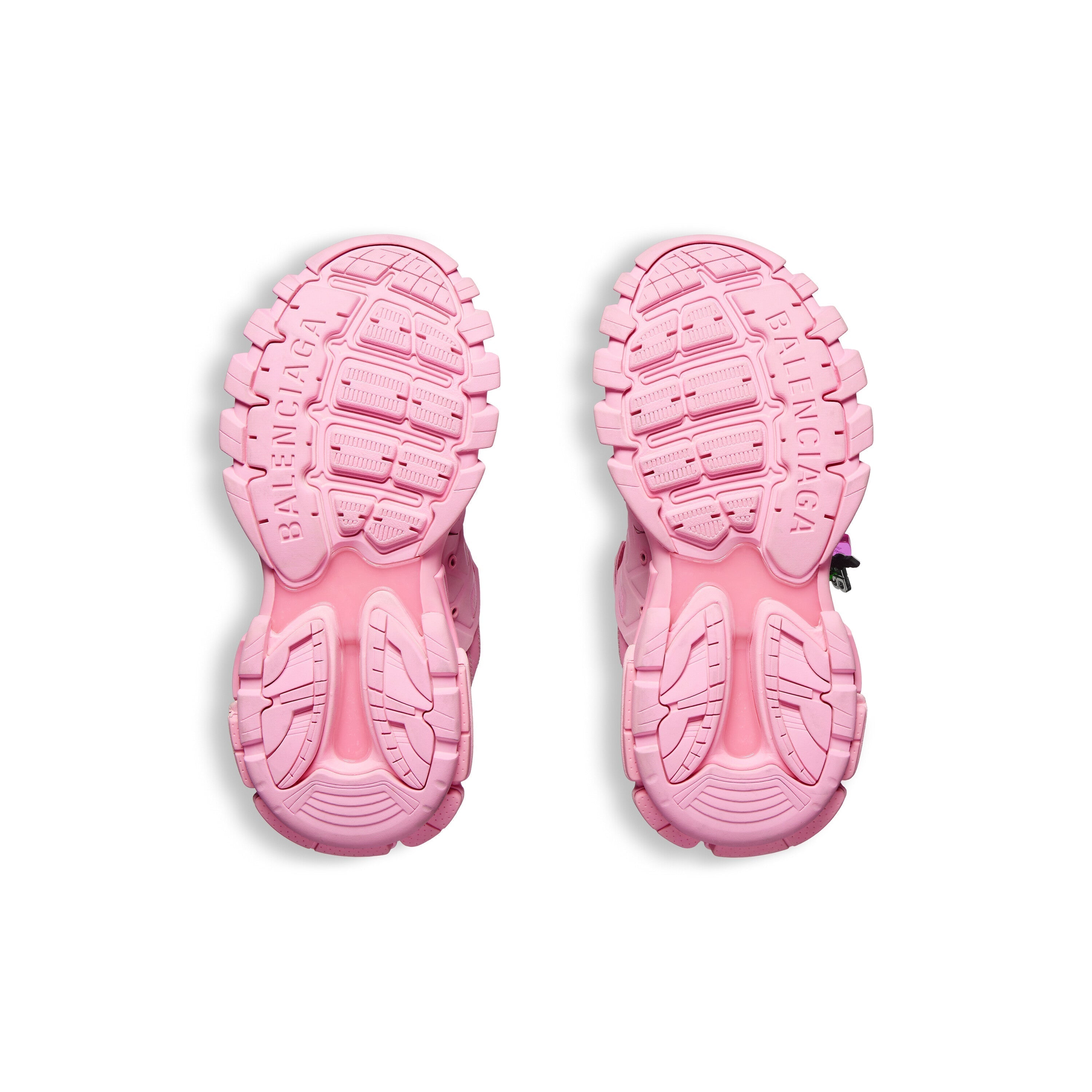 Sneakers Track