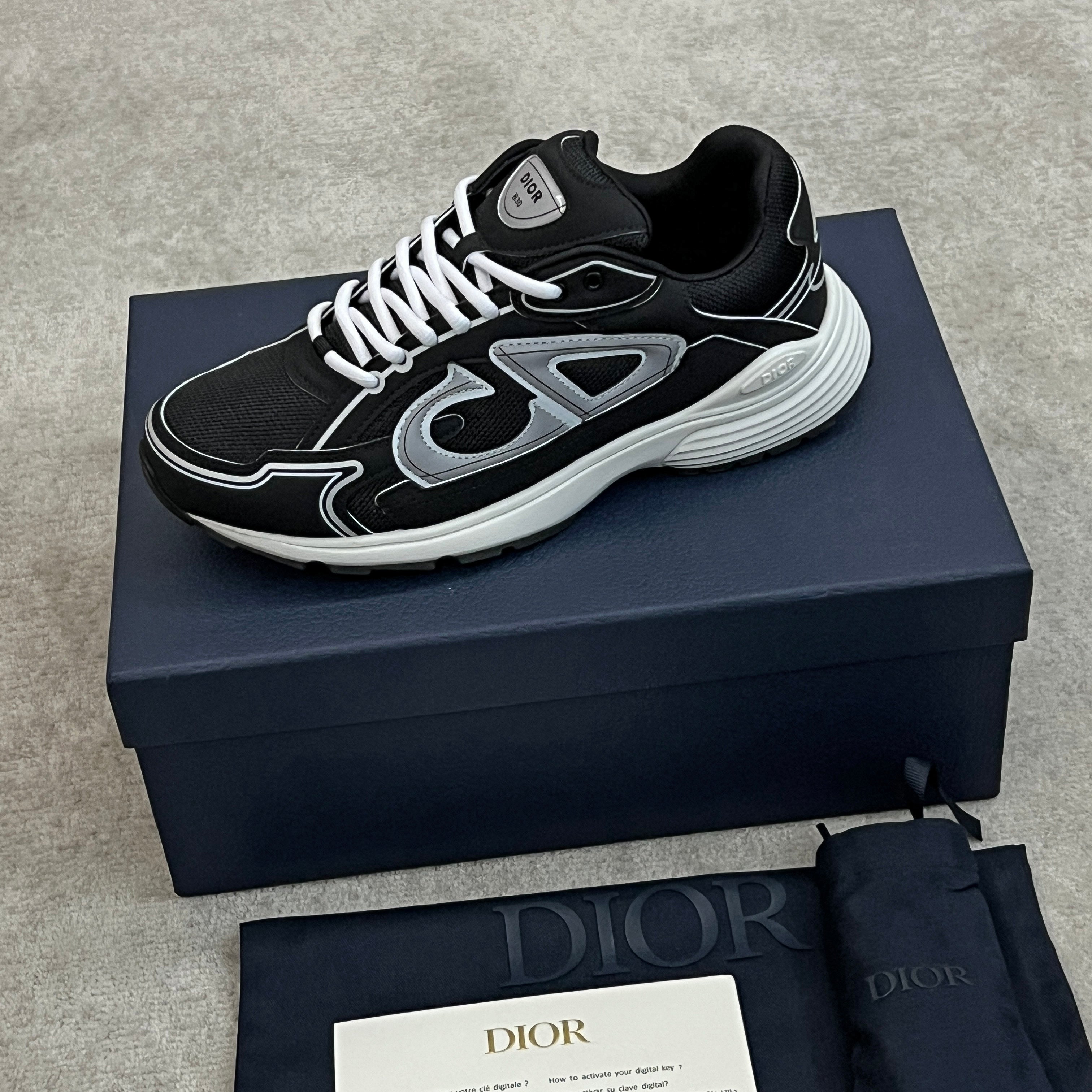 Sneakers B30