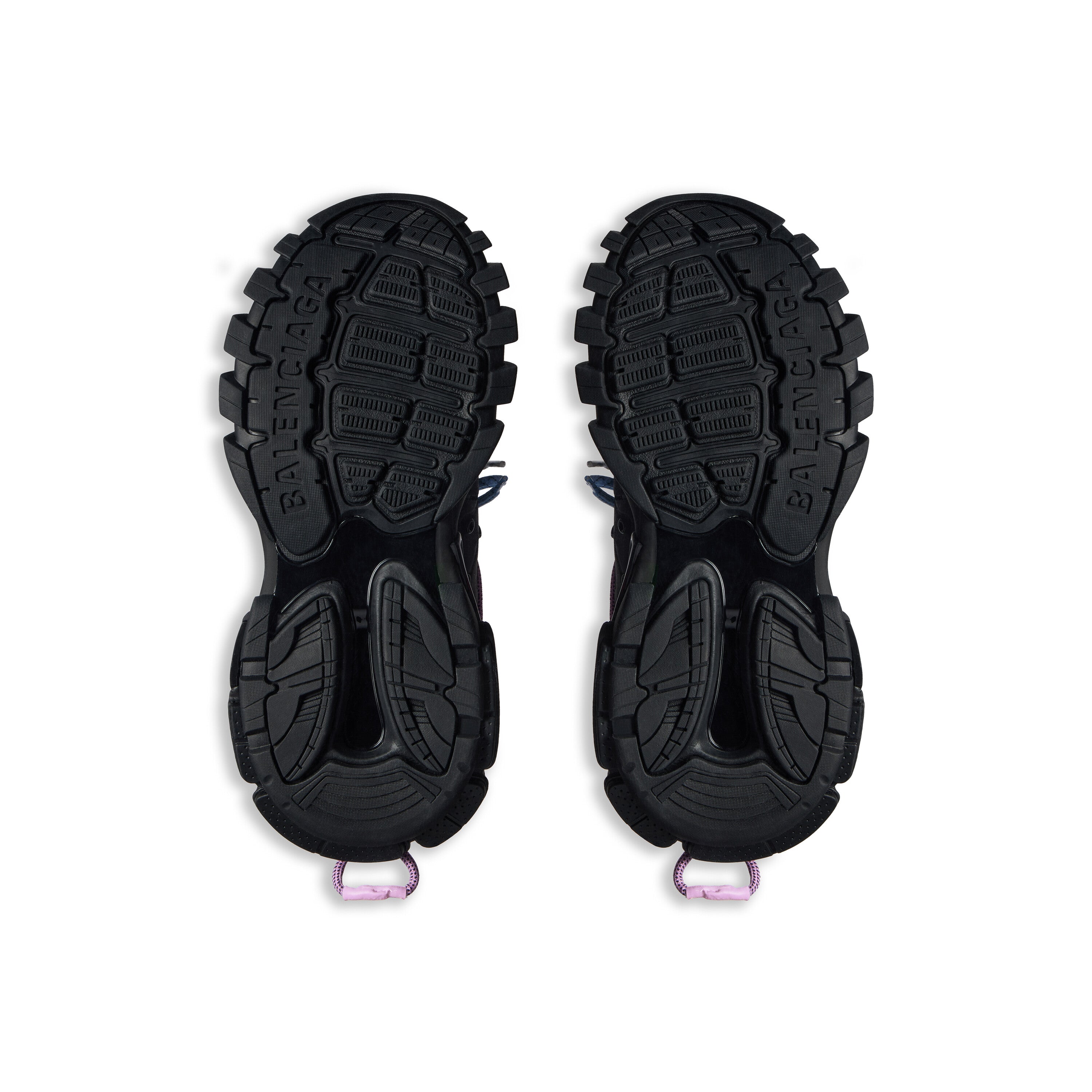Sneakers Track