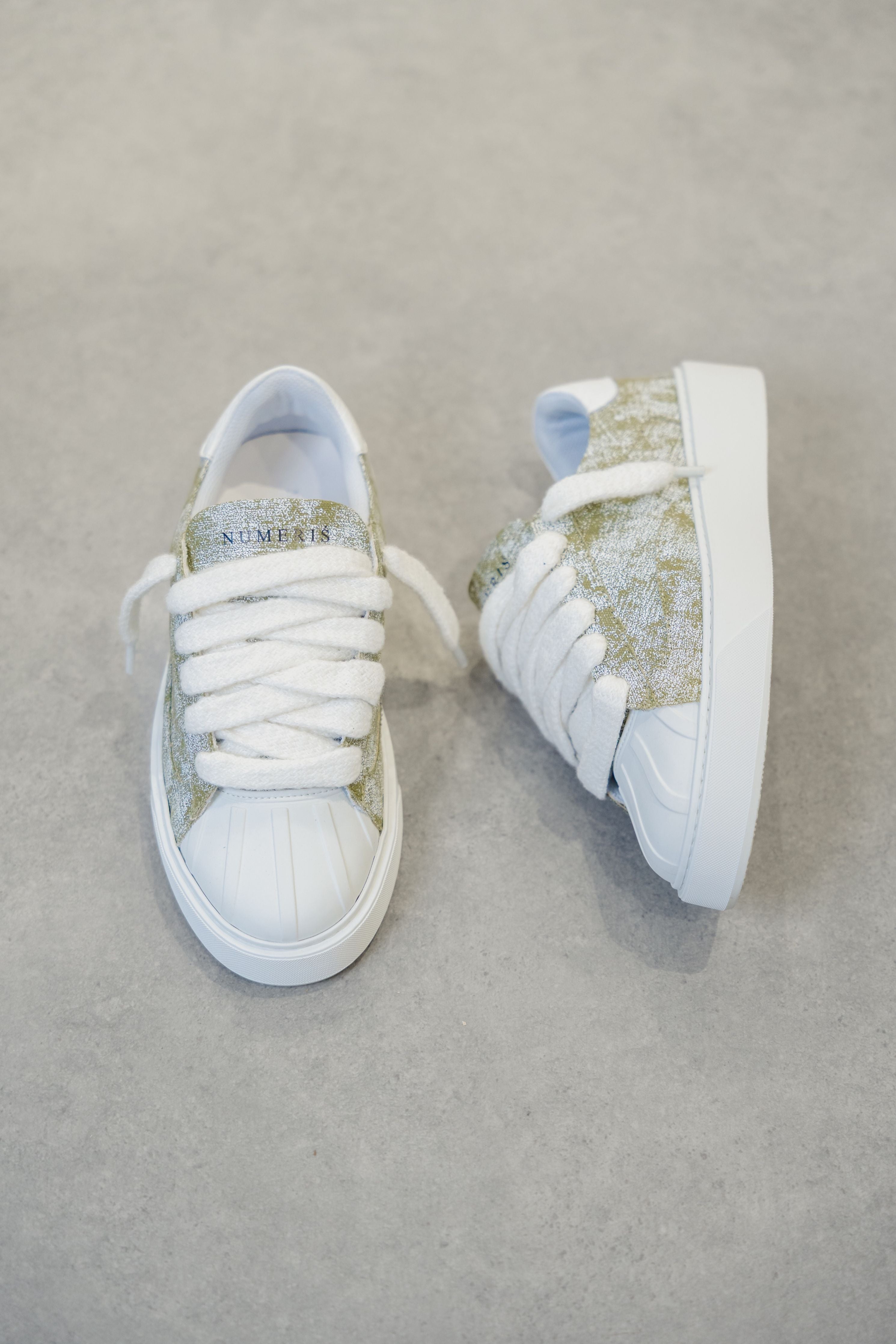 Eclipse - Khaki