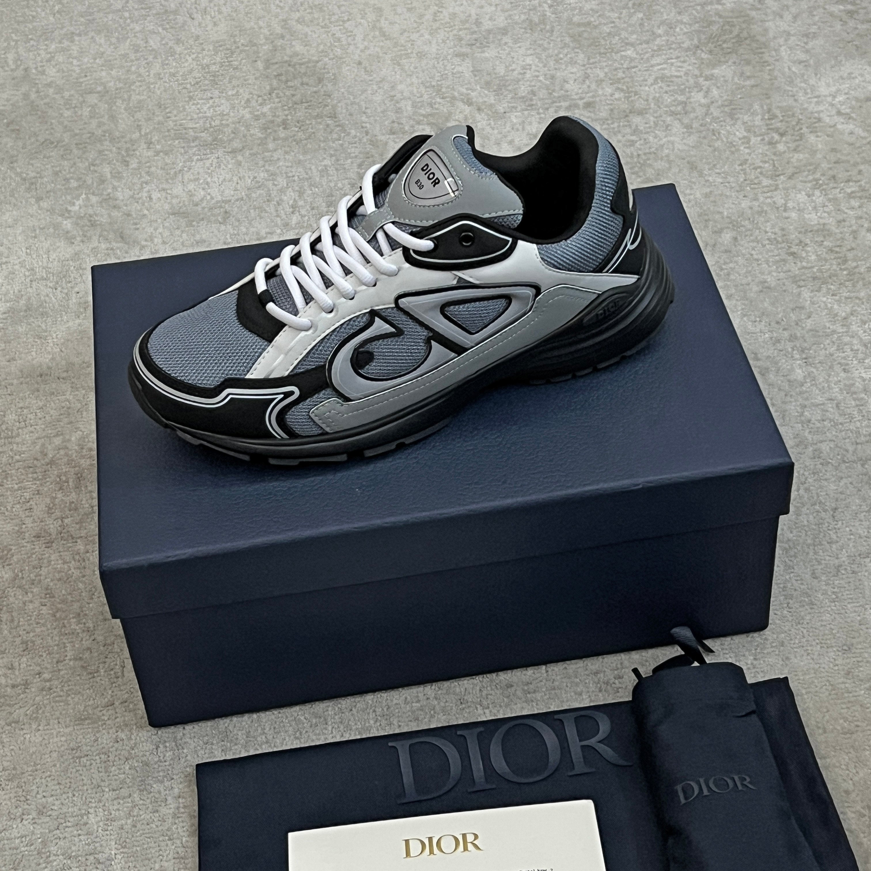 Sneakers B30